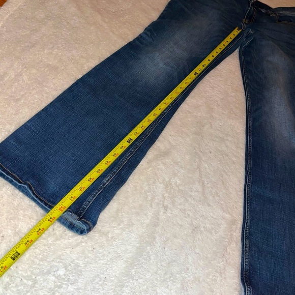Wrangler Bootcut Flare Mid Rise Jeans - Size 11 - Picture 7 of 12